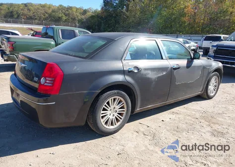 2010 Chrysler 300 Touring from USA, damaged, VIN 2C3CA4CD5AH105635